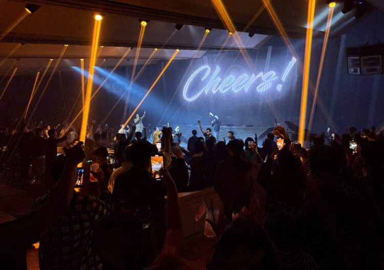 Black Owl Gading Serpong