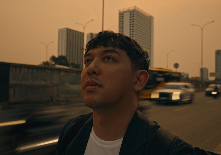 Donne Maulana Daur Hidup