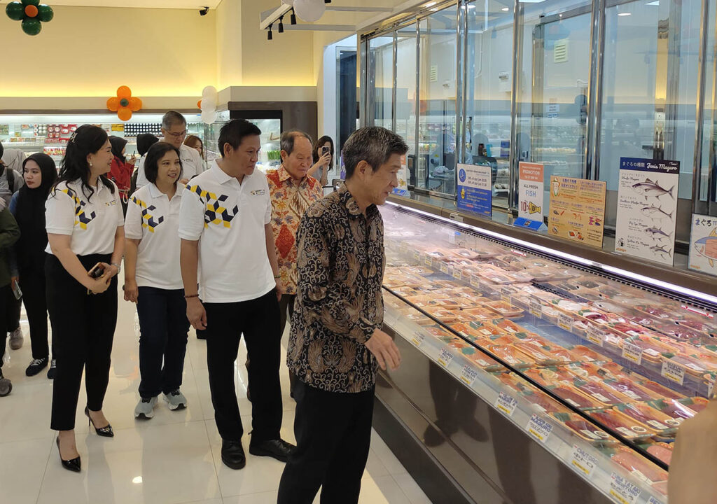 Hampton Square Papaya Fresh Gallery