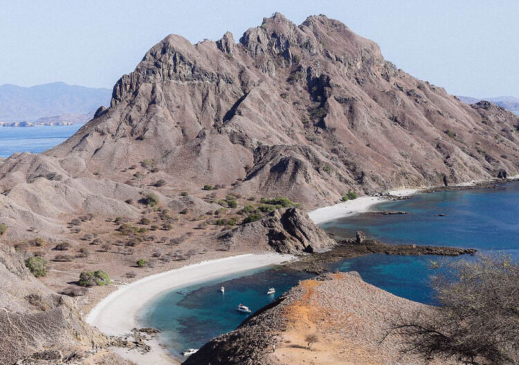 Ini 4 Alasan Mengapa Harus ke Labuan Bajo Minimal Sekali Seumur Hidup versi AirAsia MOVE