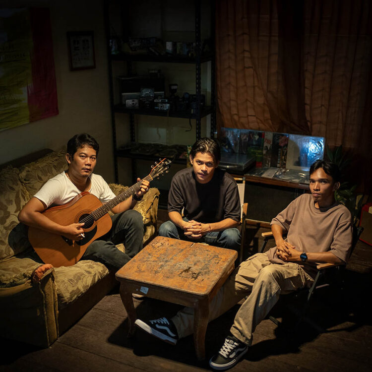 Alaraverse - 3 Tangkai Gerbera